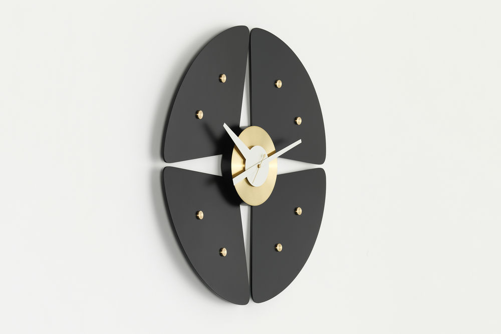 Hodiny Petal Clock