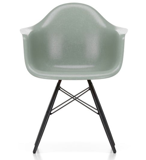 Židle Eames Fiberglass DAW