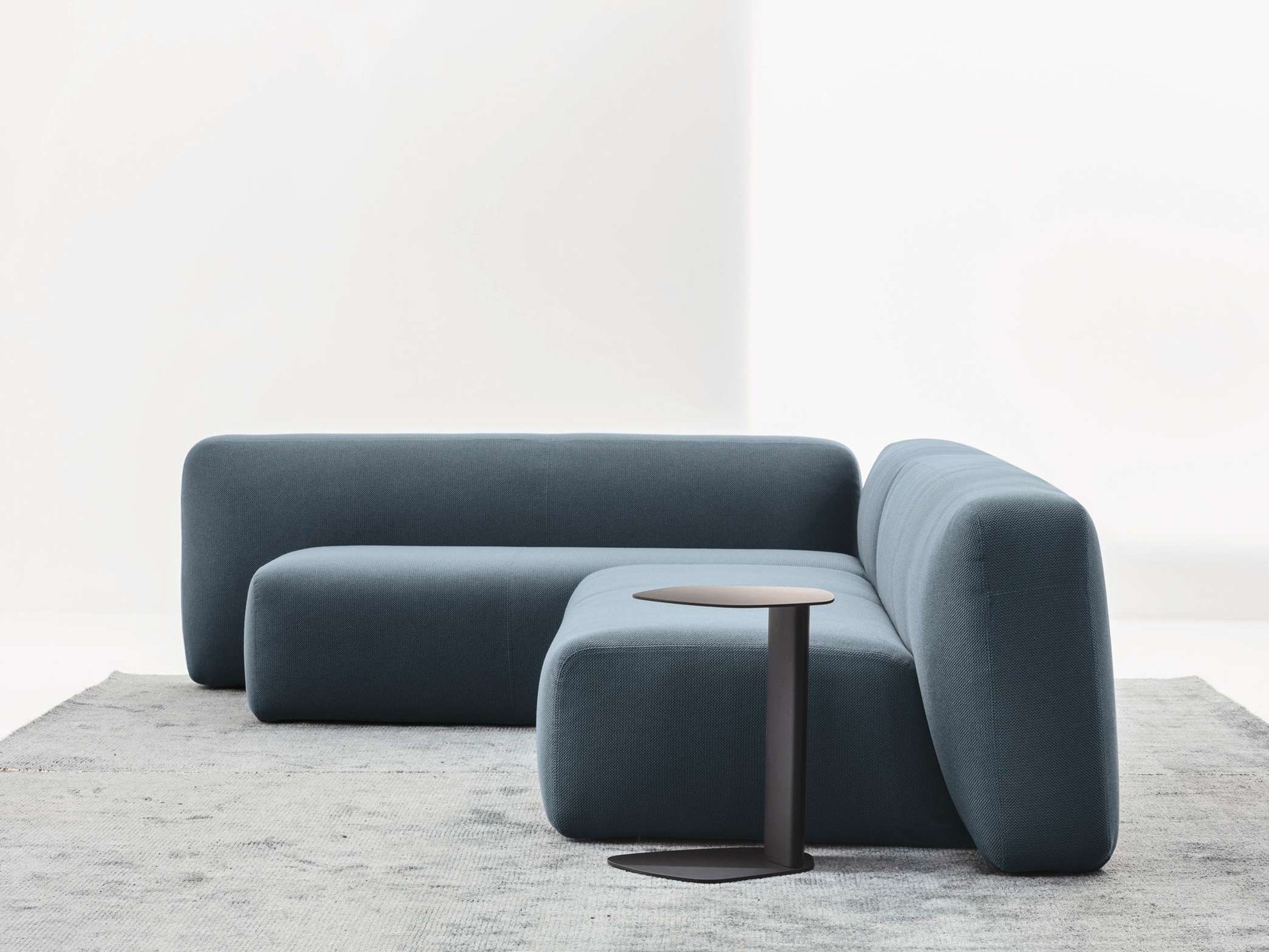 Suiseki sofa