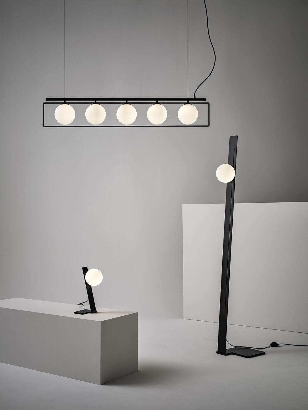Stolní lampa Suspence