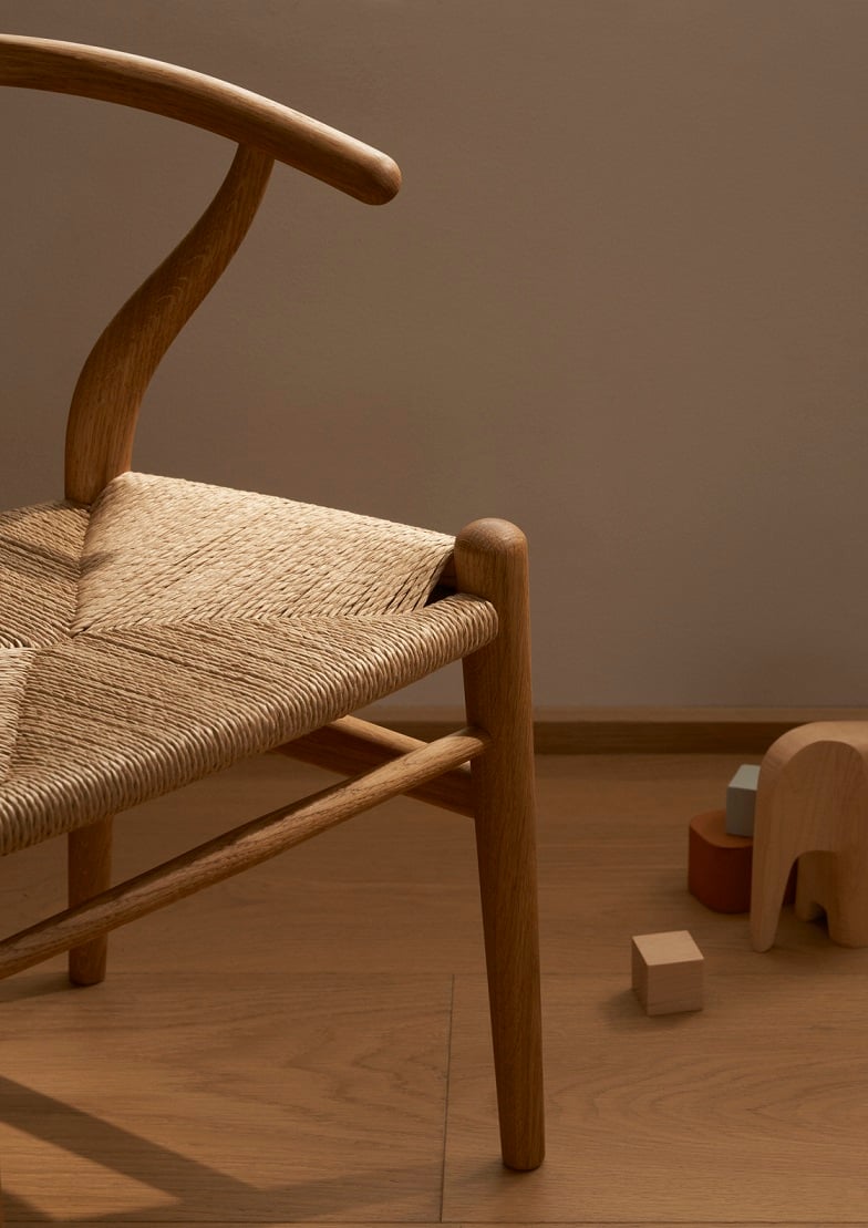 Židle CH24 Children's Wishbone Chair
