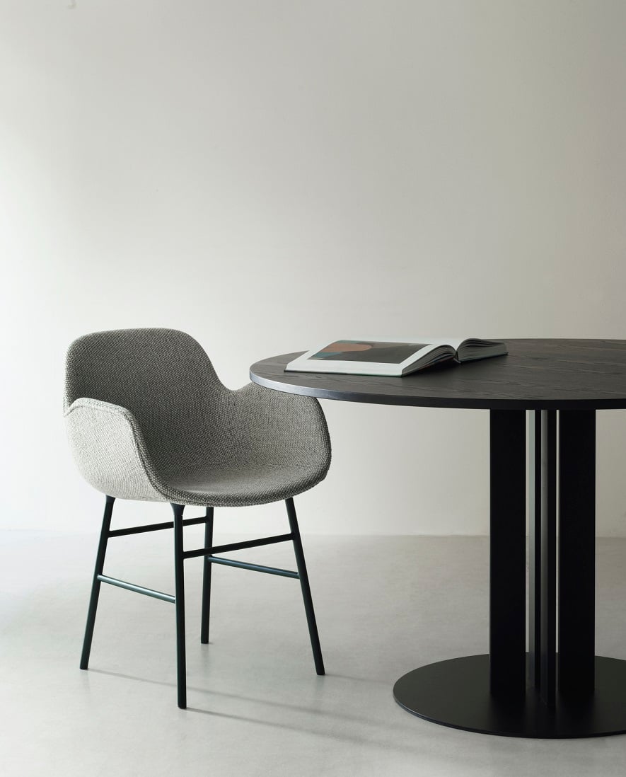 Židle Form armchair steel UPH