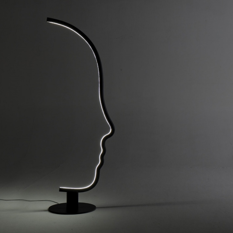 Lampa VIS a VIS