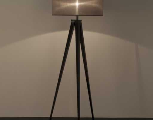 Lampa Tripod