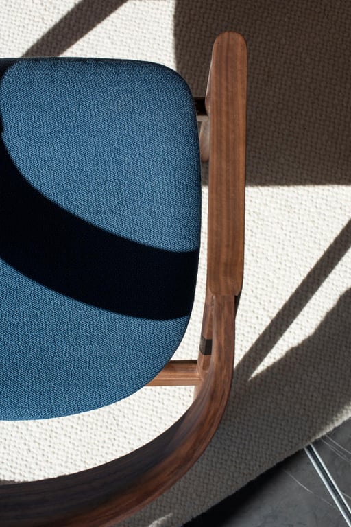 Gazzda v novém ořechovém provedení – přírodní elegance s dotekem luxusu - galerie 3
