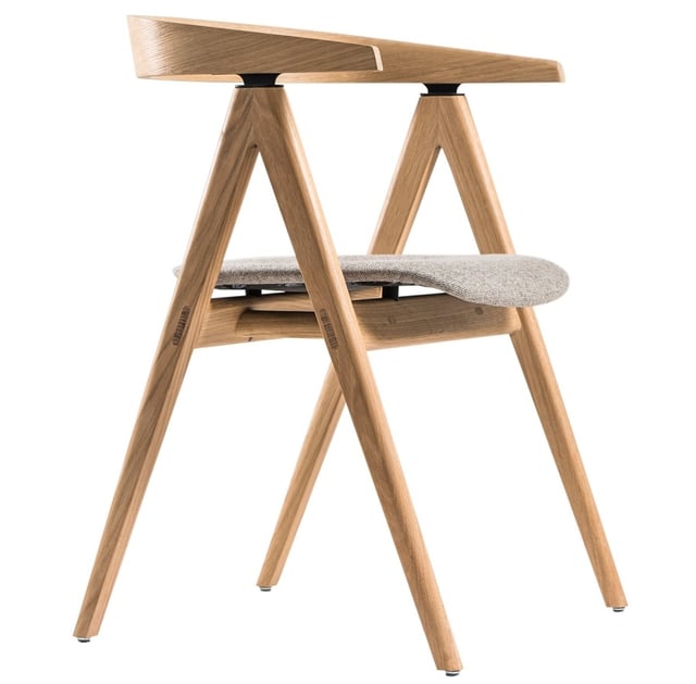 Chair Ava
