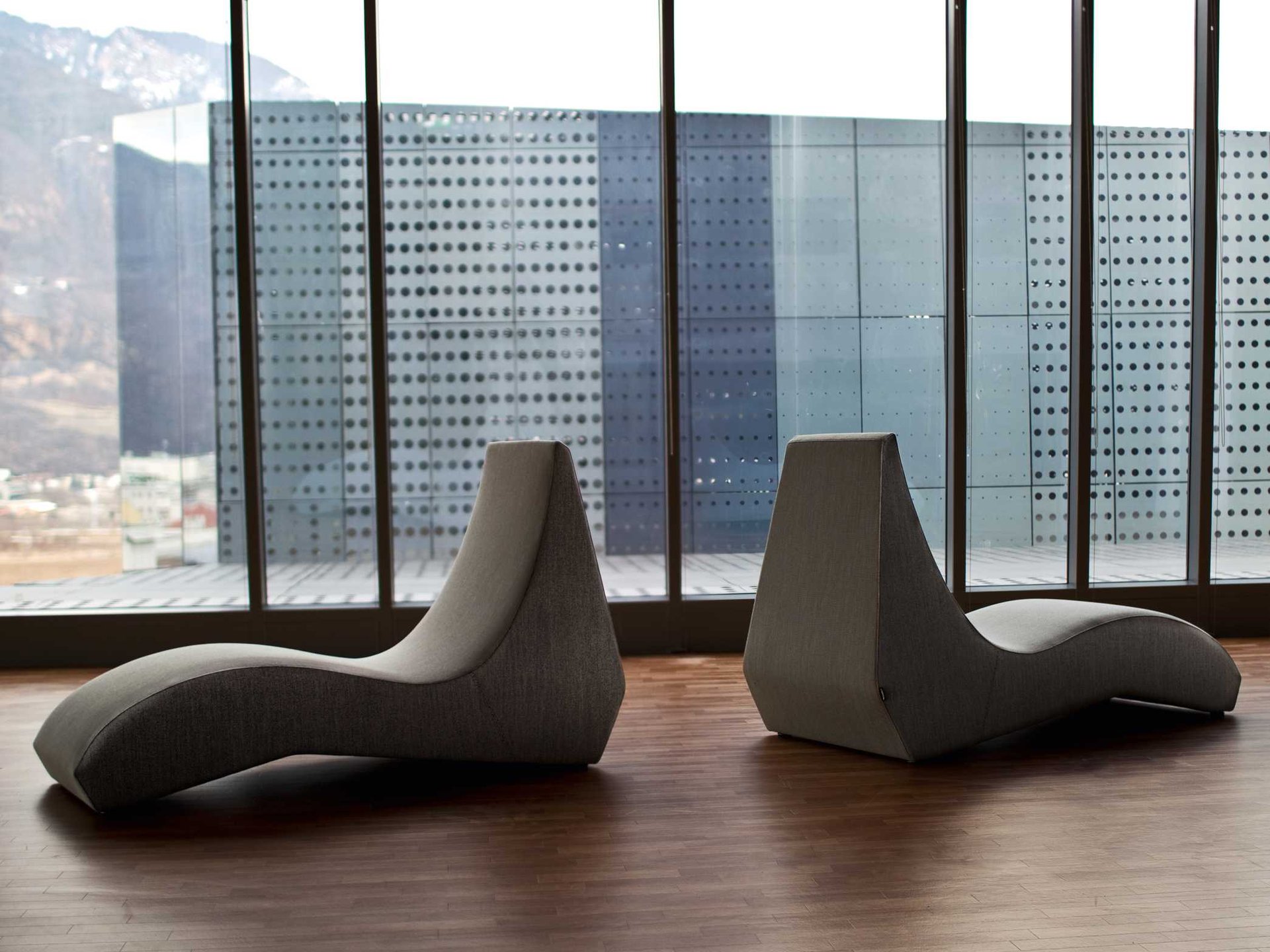 Stones sofa