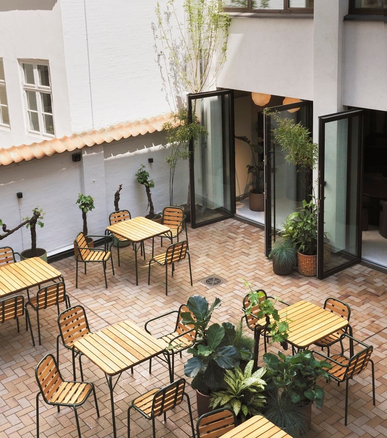 Stůl Vig 90x80