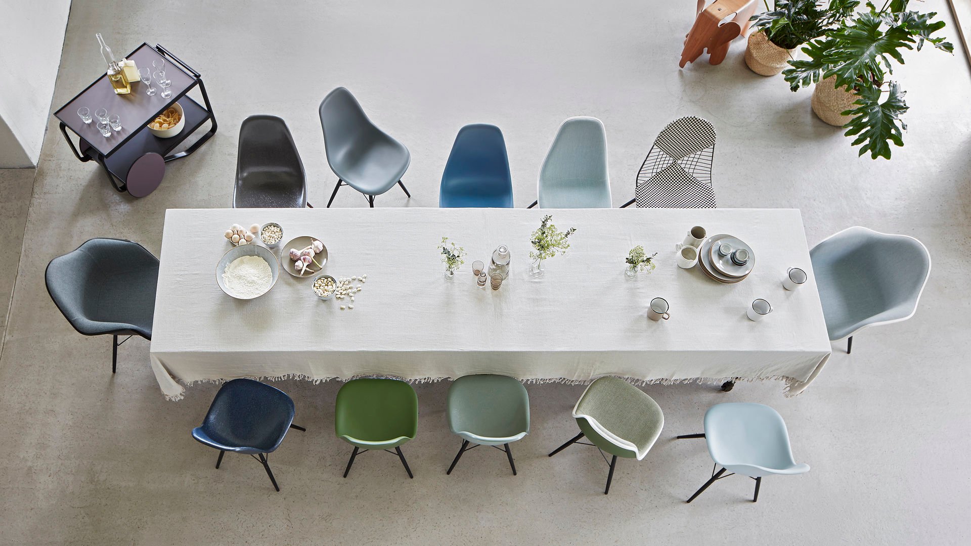 Židle Eames DAW