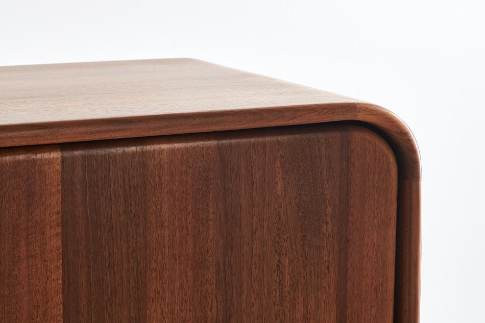 Skříň Eny Cabinet