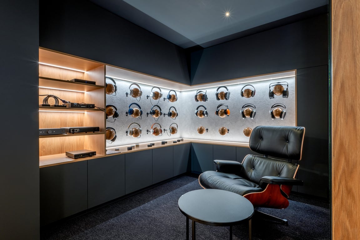 Realizace: Showroom VOIX Audio & Cinema – prostor, kde zvuk získává tvar - galerie 1