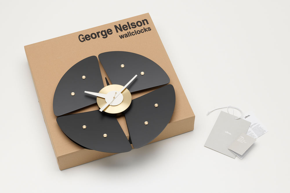 Hodiny Petal Clock