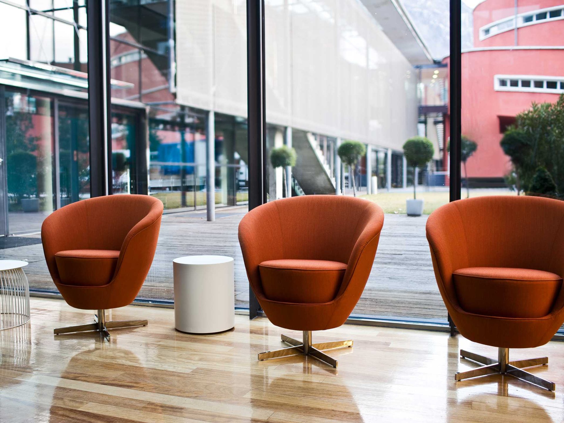 Jango armchair