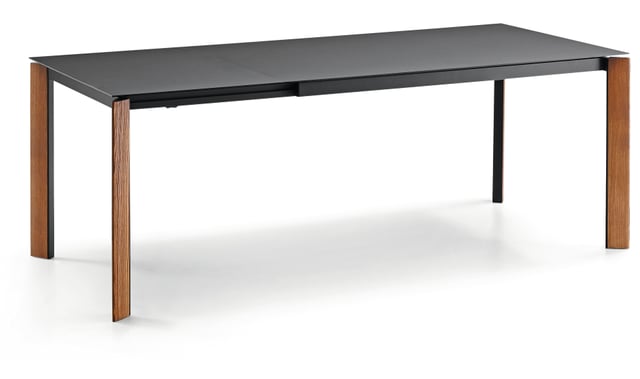 Blade table