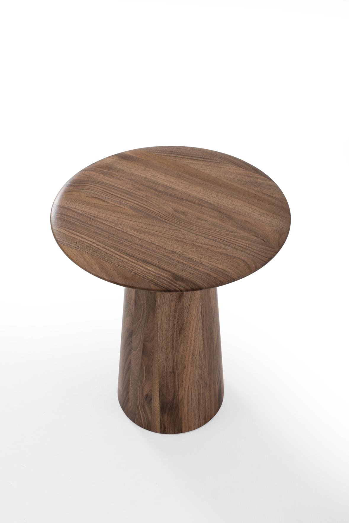 Odkládací stolek Mushroom walnut