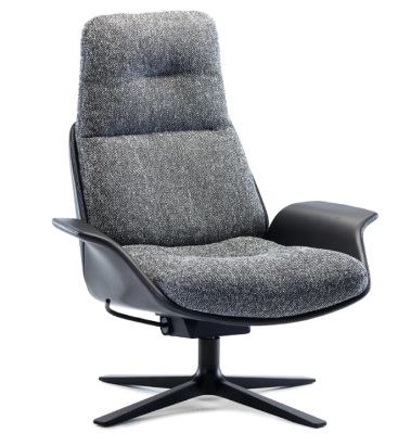 Rei armchair