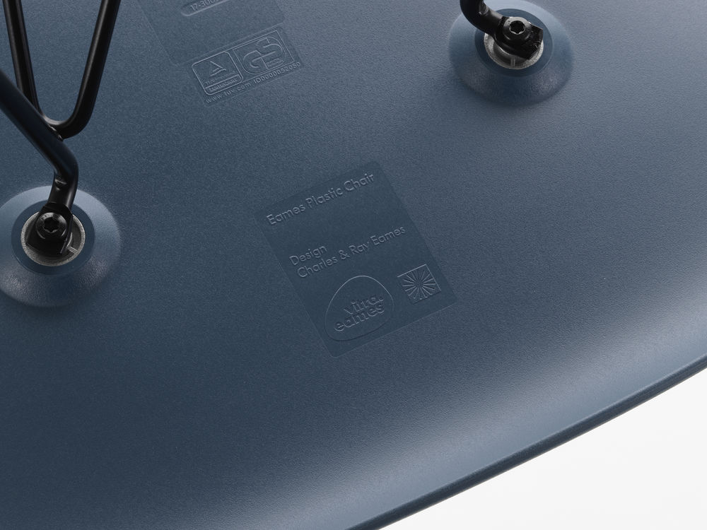 Židle Eames DSW