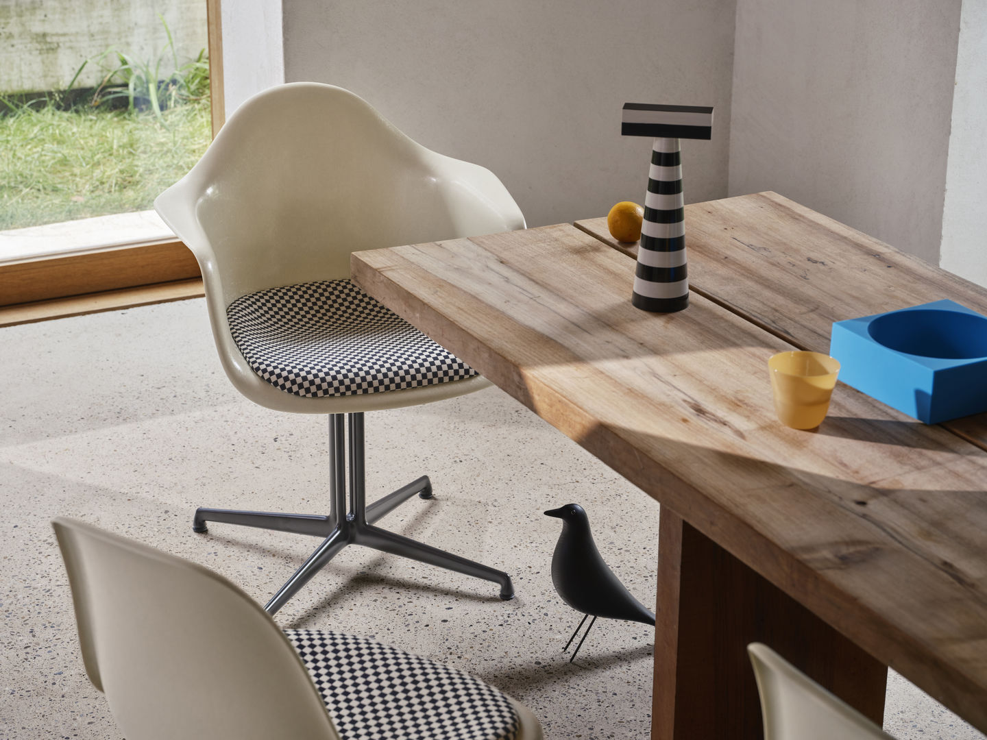 Židle Eames DAL