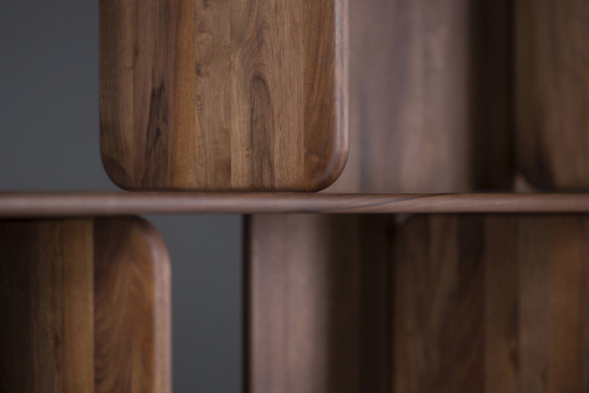 Knihovna Soft Shelf