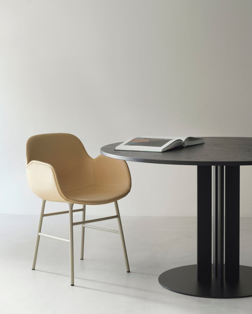 Židle Form armchair steel UPH