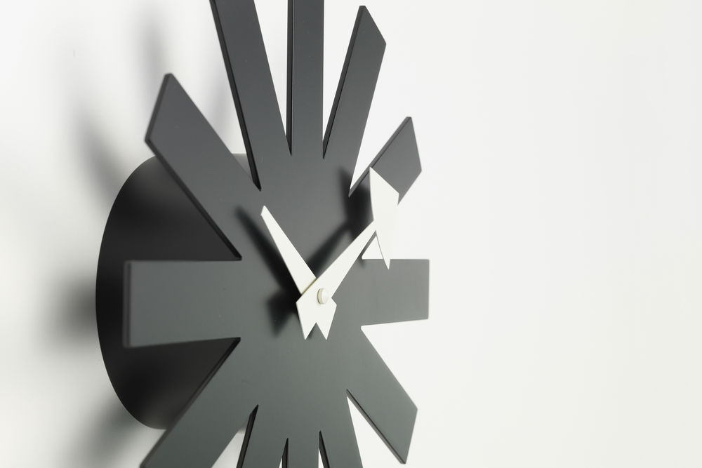 Hodiny Asterisk Clock