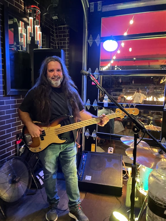 Bill at Reds in Seabrook