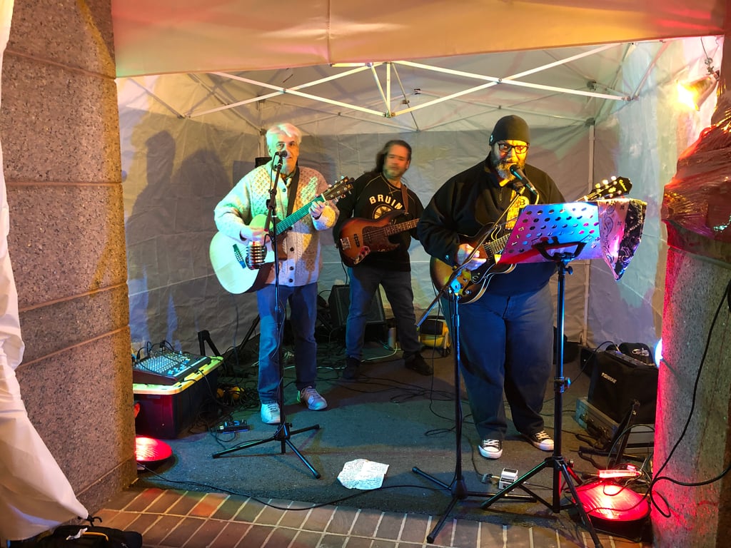 Bahama Bob, Bill and Frank at Metzys