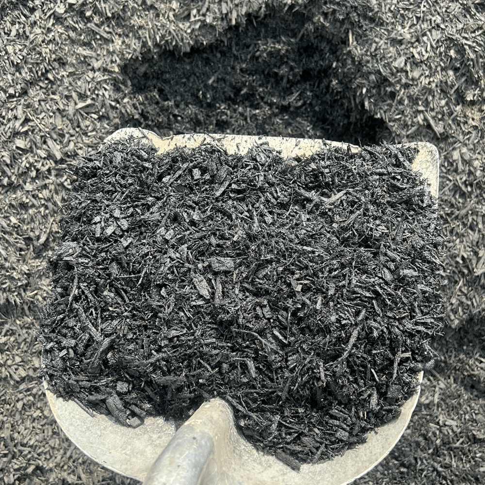 Triple Shredded Black Dye Mulch