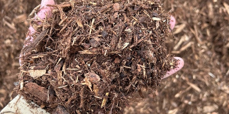 Shredded Hardwood Mulch