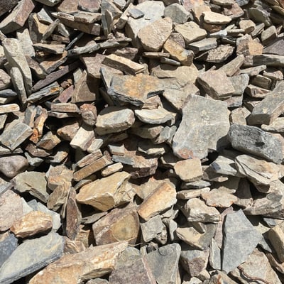 Blue Slate Woodstone Chips 1-3" Image