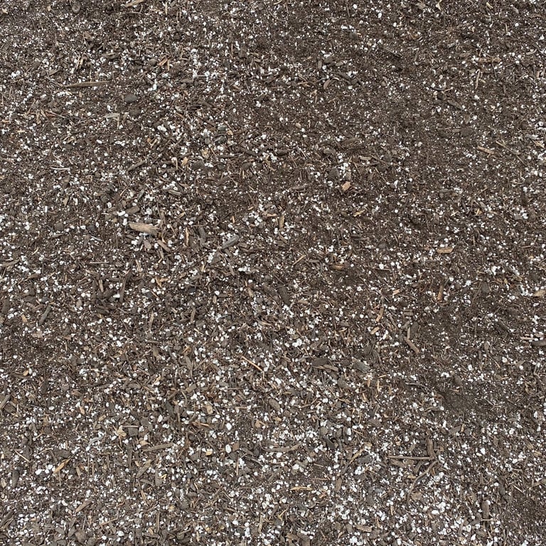 View of a Missoula Garden Soil texture, showing soil amendments.