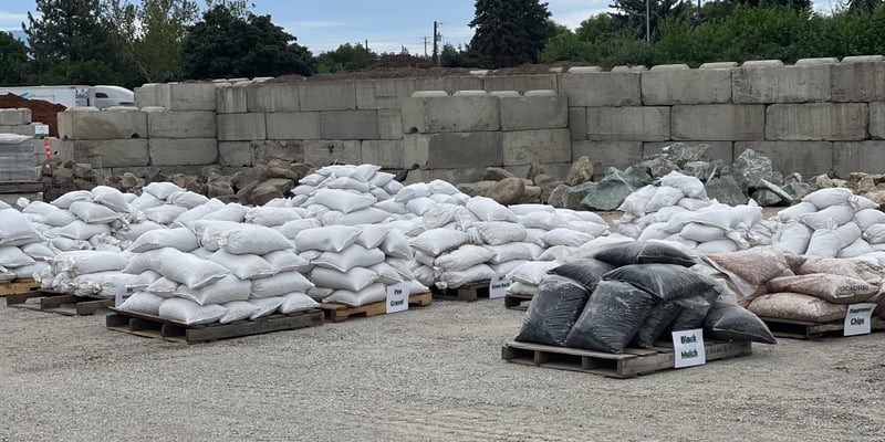 50# Bag 1/2" - 3/4" Granite Chips