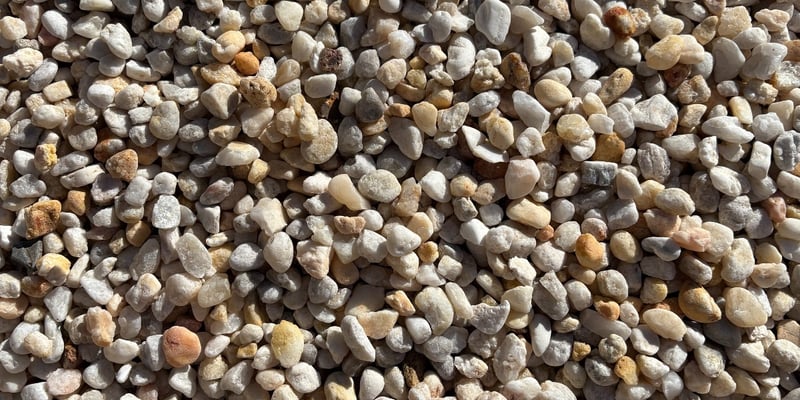 3/8" White Quartzite Gravel
