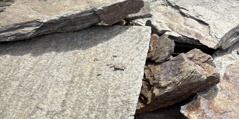 Laurel Cabin Flagstone