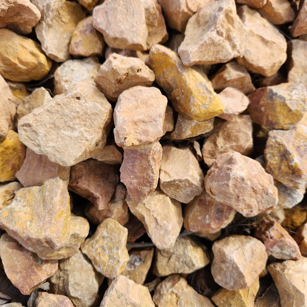 Bryan Red Limestone 3/4"