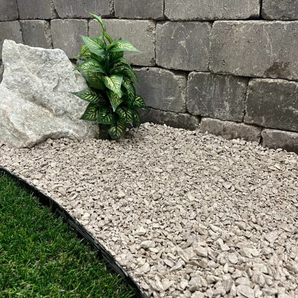 3/8" Crushed Limestone