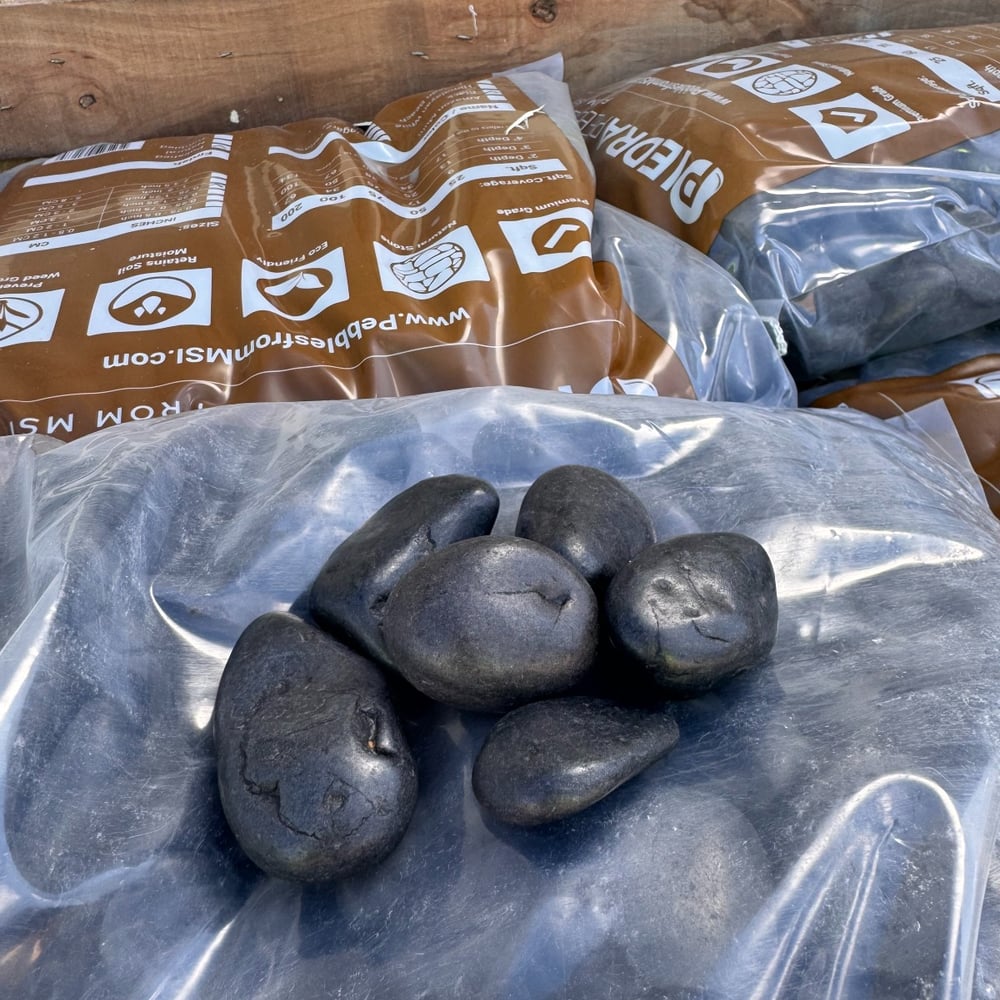 40# Black Polished Beach Pebbles