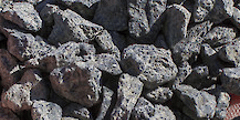 3/8" - 3/16" Basalt Chips