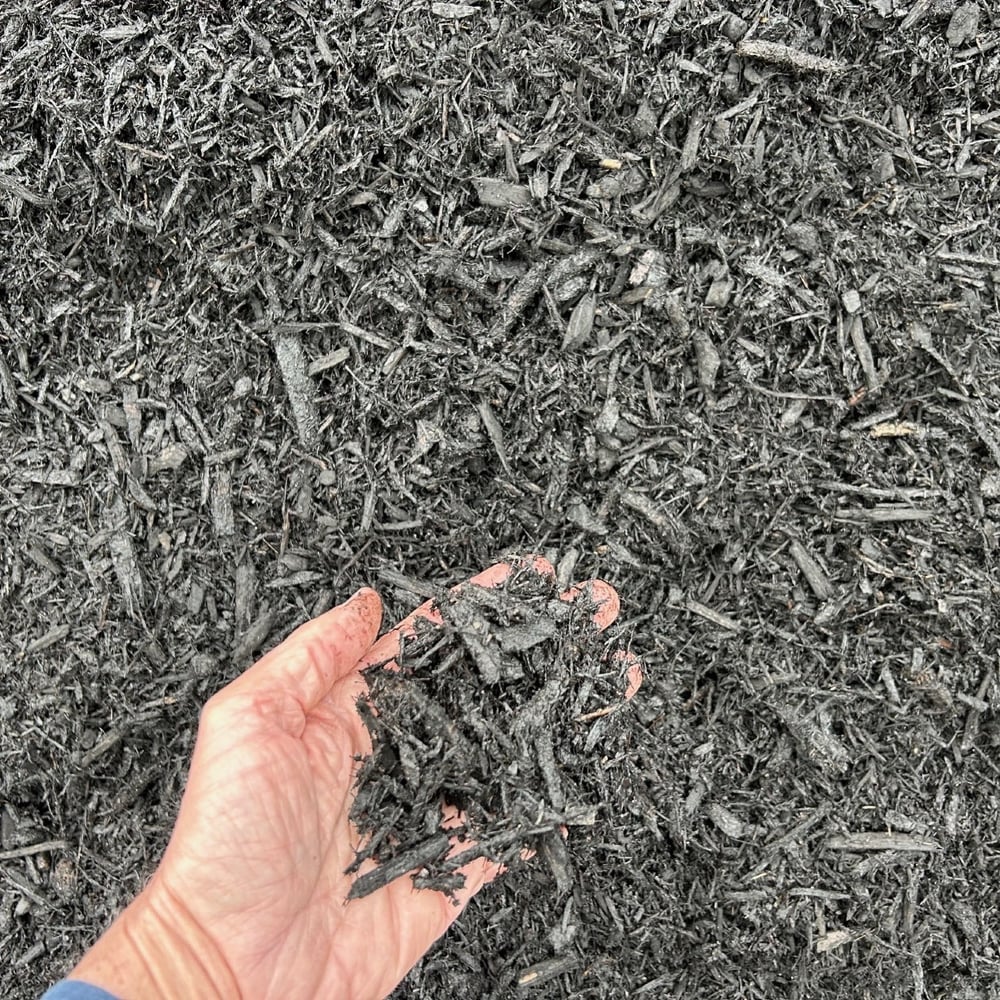 DYED BLACK MULCH