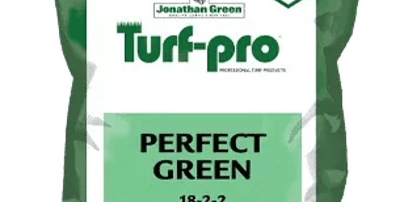 Turf-pro™ Perfect Green Fertilizer (18-2-2)