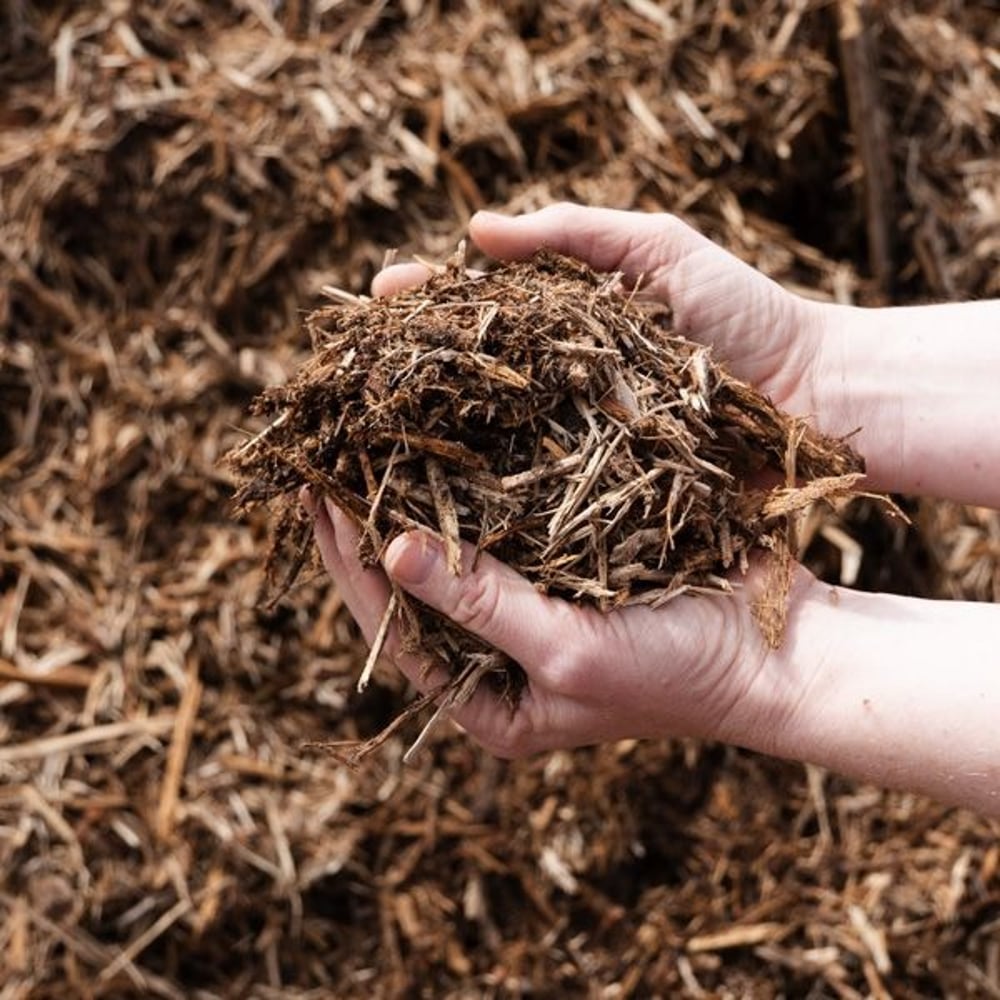 Mulch, Shredded Hardwood - Bulk