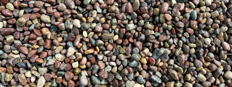 An example image showing decorative round river rock. This product is available for delivery in the Missoula & Bitterroot Valleys.