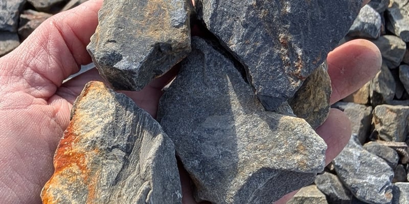 Striker Shale - Landscape Rock (2.5" Clear)