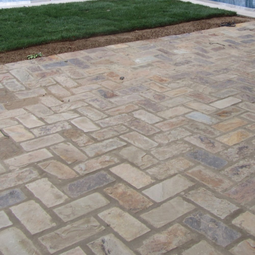 Tumbled Brown Cobblestones 4"x10" (#66B)