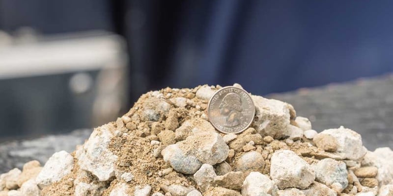 CRUSHED ROCK (1-1/4 MINUS)