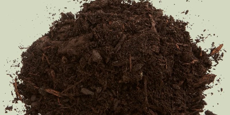 Dark Pine Spruce Bark Mulch