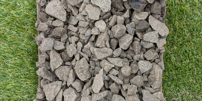 1 1/4" Minus - Black