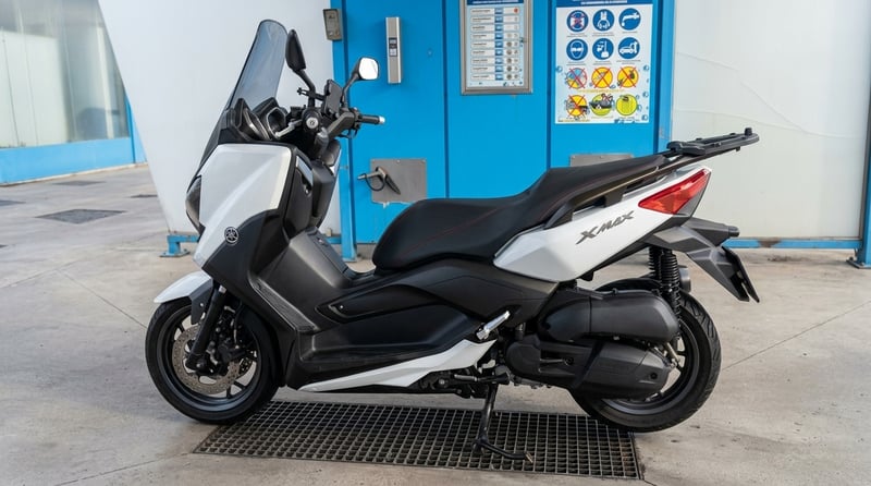 Yamaha X-MAX 125