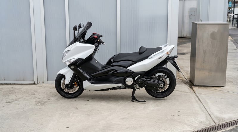 Yamaha T-MAX 