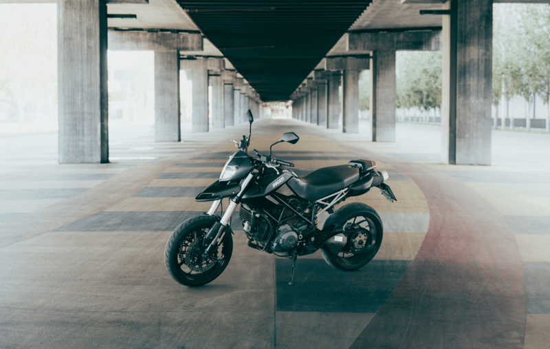 Ducati 796 HYPERMOTARD 